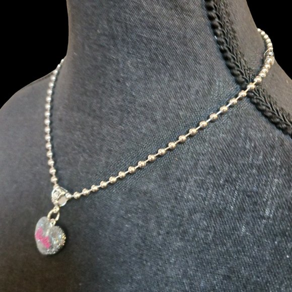 Barbie Black Glitter Puffy Heart Necklace - Picture 2 of 6
